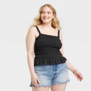 NWT Universal Thread smocked tank